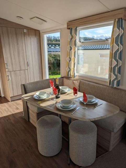 Sleeps 6 Modern And Bright Caravan Littlesea Haven Weymouth Hotel ภายนอก รูปภาพ
